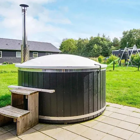 Tatil Evi 14 Person In Glesborg