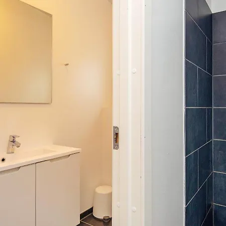 14 Person In Tatil Evi