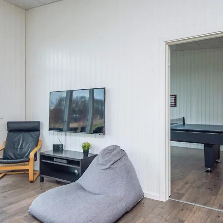 Tatil Evi 14 Person In Glesborg