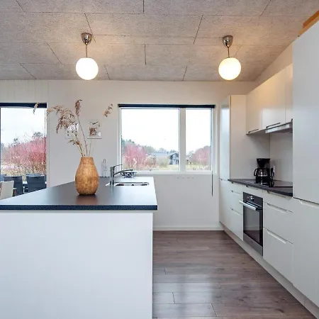 14 Person In Tatil Evi Glesborg